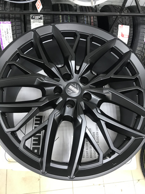 6 4 x 21 5. Диски Momo Spider Matt Anthracite r21. Momo SUV Spider r21. Диски МОМО Спайдер r17. Momo SUV Spider 10x21.