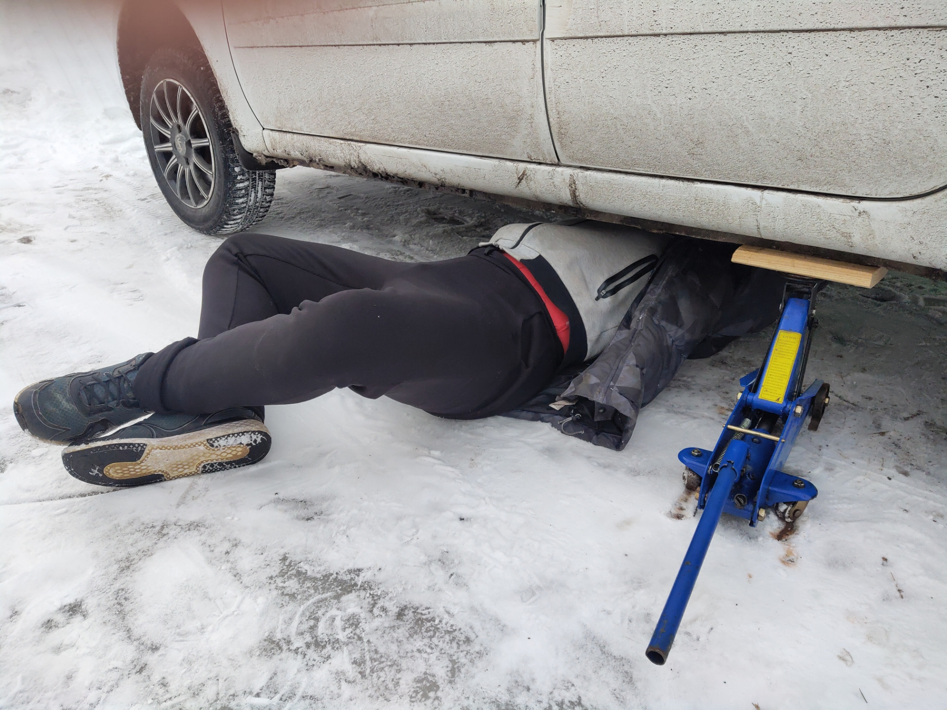 Замена задних тормозов на Гранте. — Lada Гранта лифтбек, 1,6 л, 2014 ...