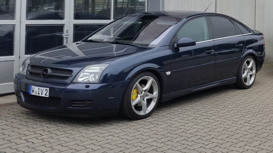 Опель Вектра с 2.2 GTS. Opel Vectra c GTS 2.2. Opel Vectra GTS 2003 хеч. Opel Vectra c r17.