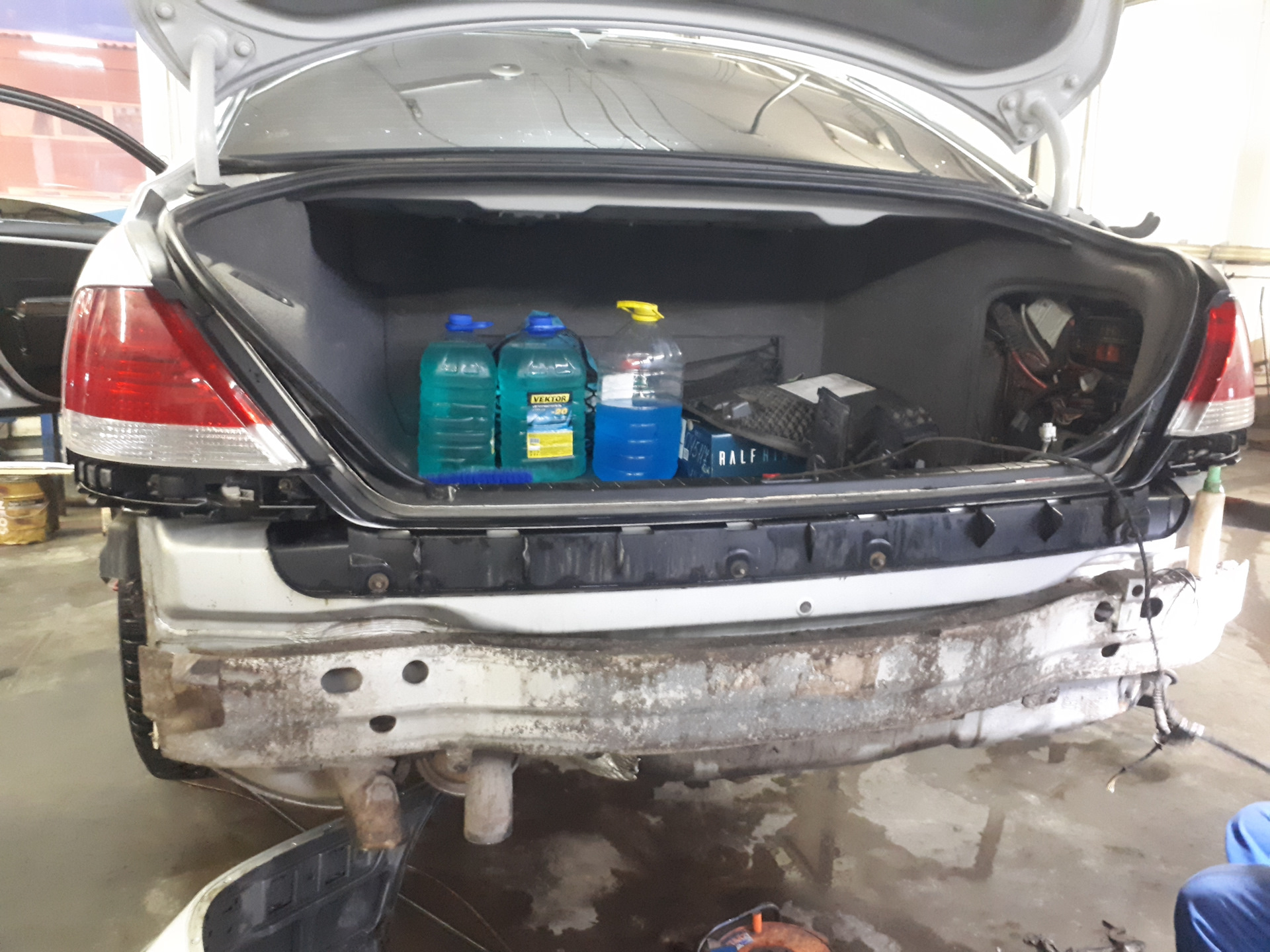 Ремонт парктроников — BMW 7 series (E65/E66), 4,8 л, 2006 года | визит ...