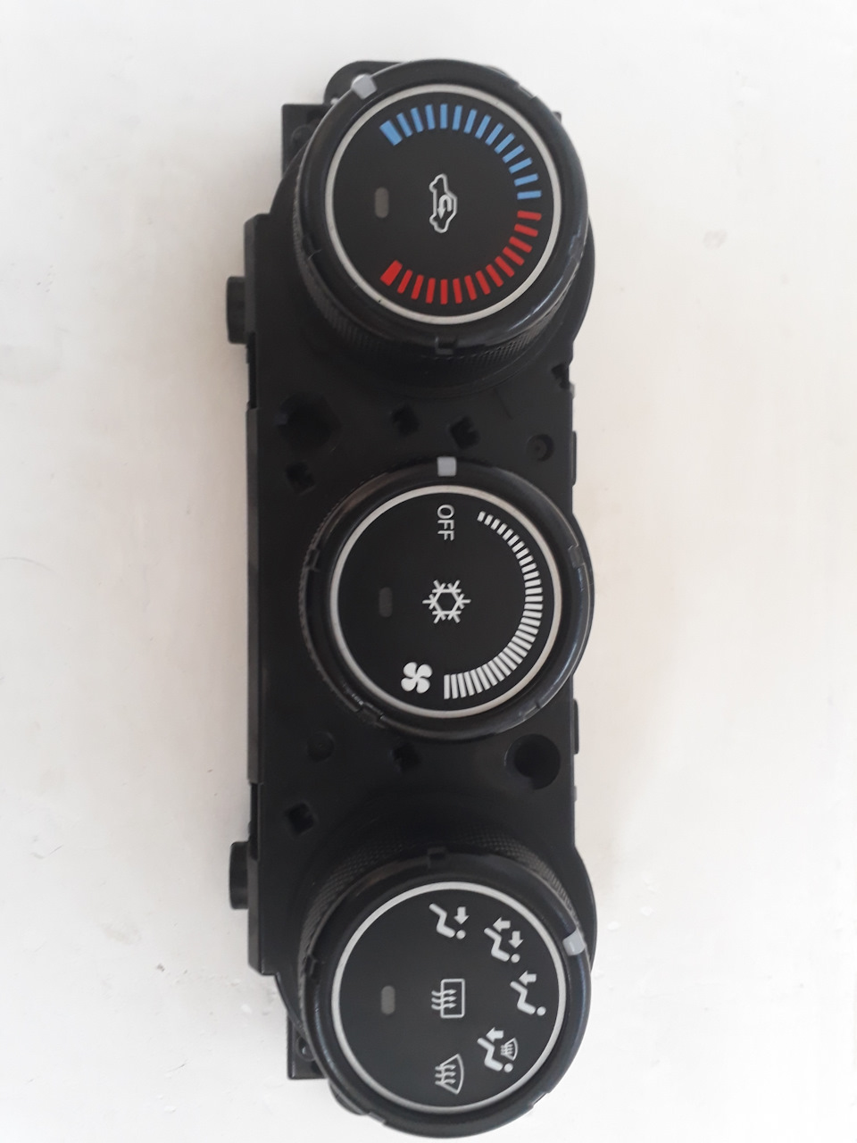 Кадиллак Эскалейд 3 — замена помпы — 3К-Сервис на DRIVE2