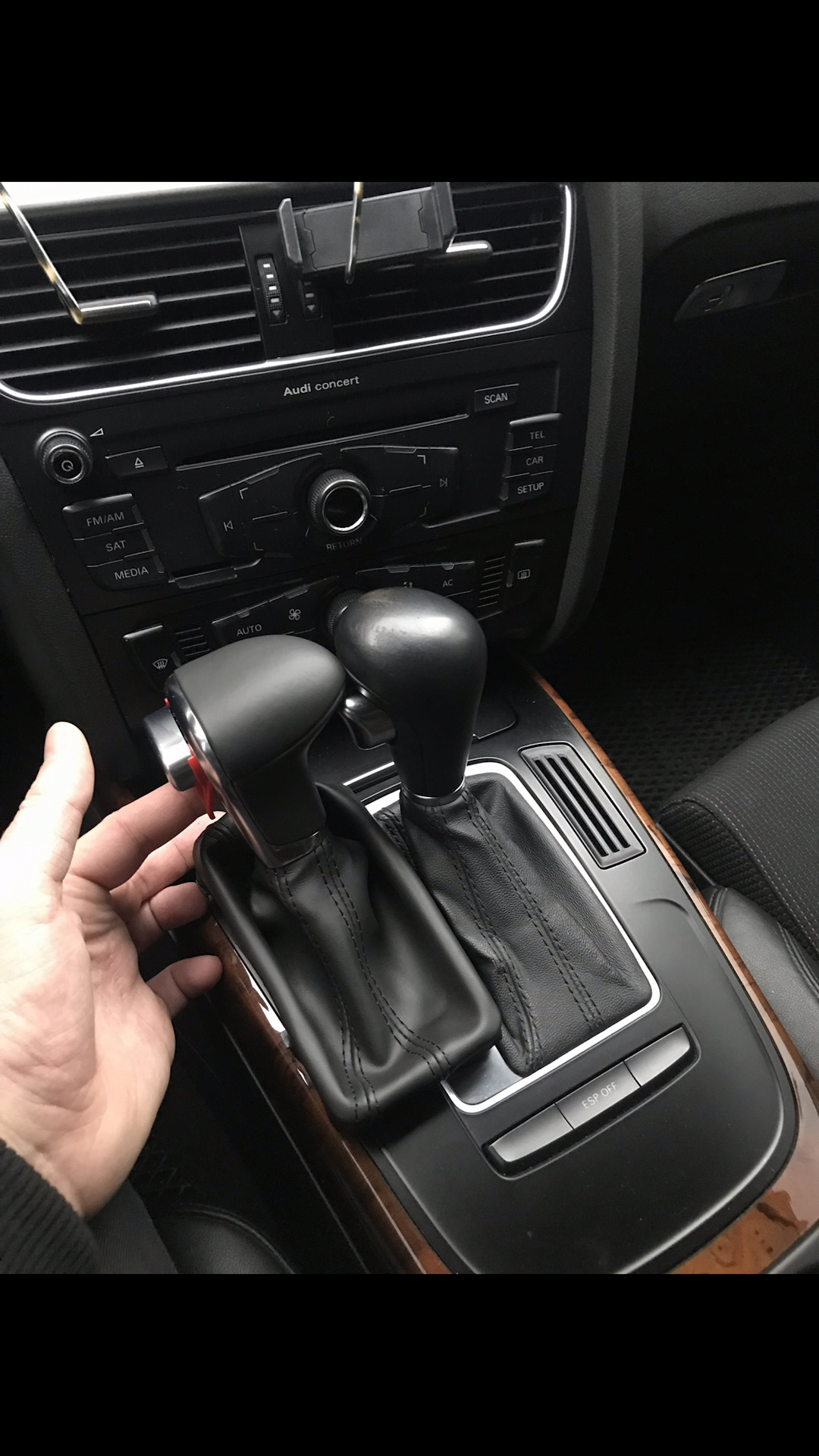 Как снять ручку акпп ауди а4 Замена ручки АКПП - Audi A4 (B8), 2 л, 2009 года аксессуары DRIVE2