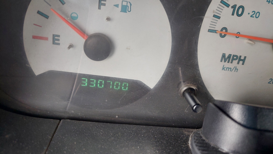 Фото в бортжурнале Dodge Caravan IV. Запчасти на фото: 220905