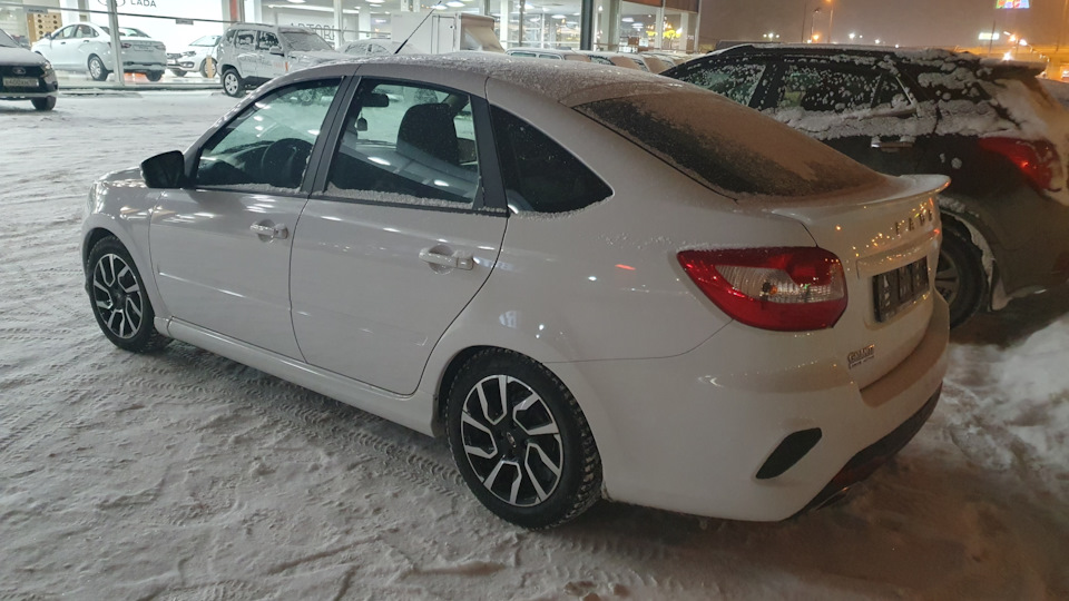 Первый опыт — Lada Гранта Drive Active Лифтбек, 1,6 л, 2023 года | тест ...