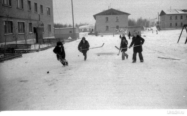 Дворовый хоккей СССР вратарь