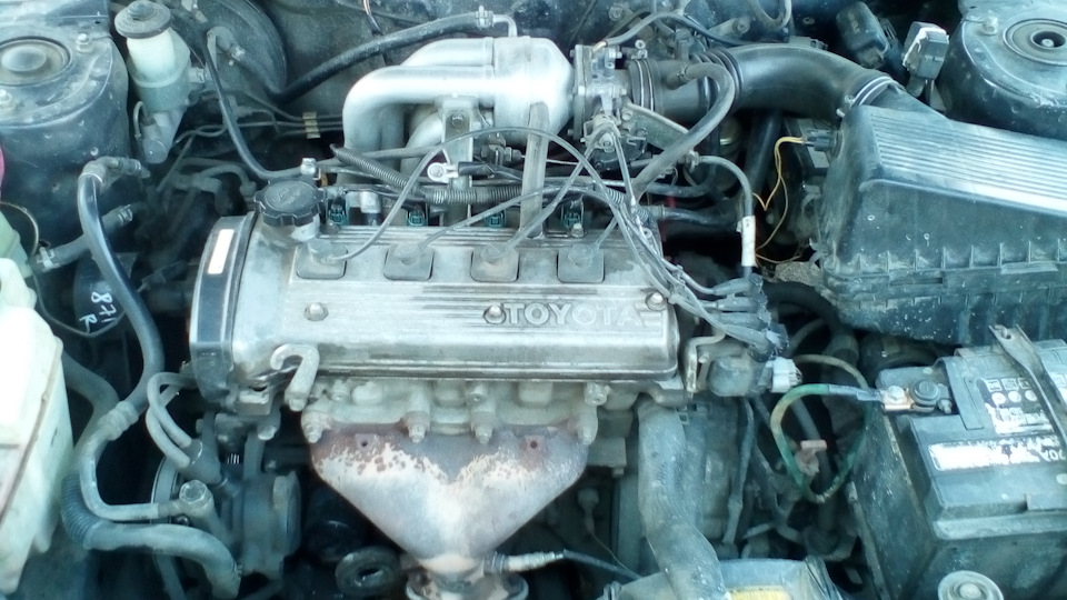 Форсунка льет (наружу) — Toyota Caldina (190), 1,5 л, 2001 года ...