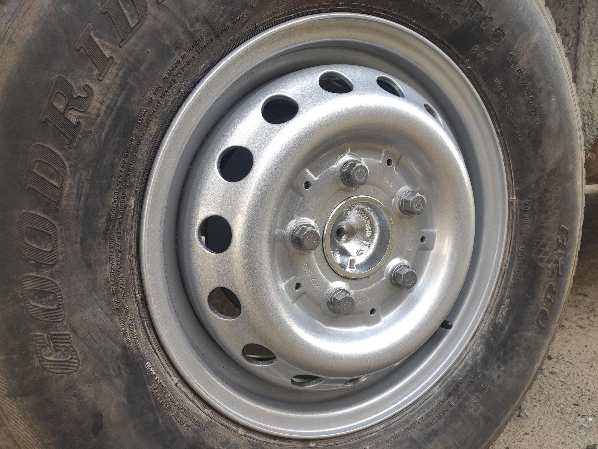 новые колесные болты — Volkswagen LT (2G), 2,5 л, 1998 года | своими ...