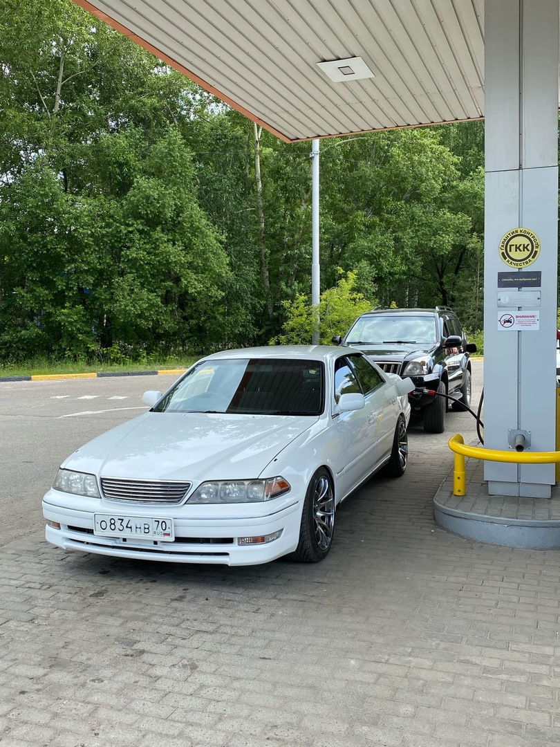 Кузовной ремонт передней части автомобиля — Toyota Mark II (100), 2,5 л ...