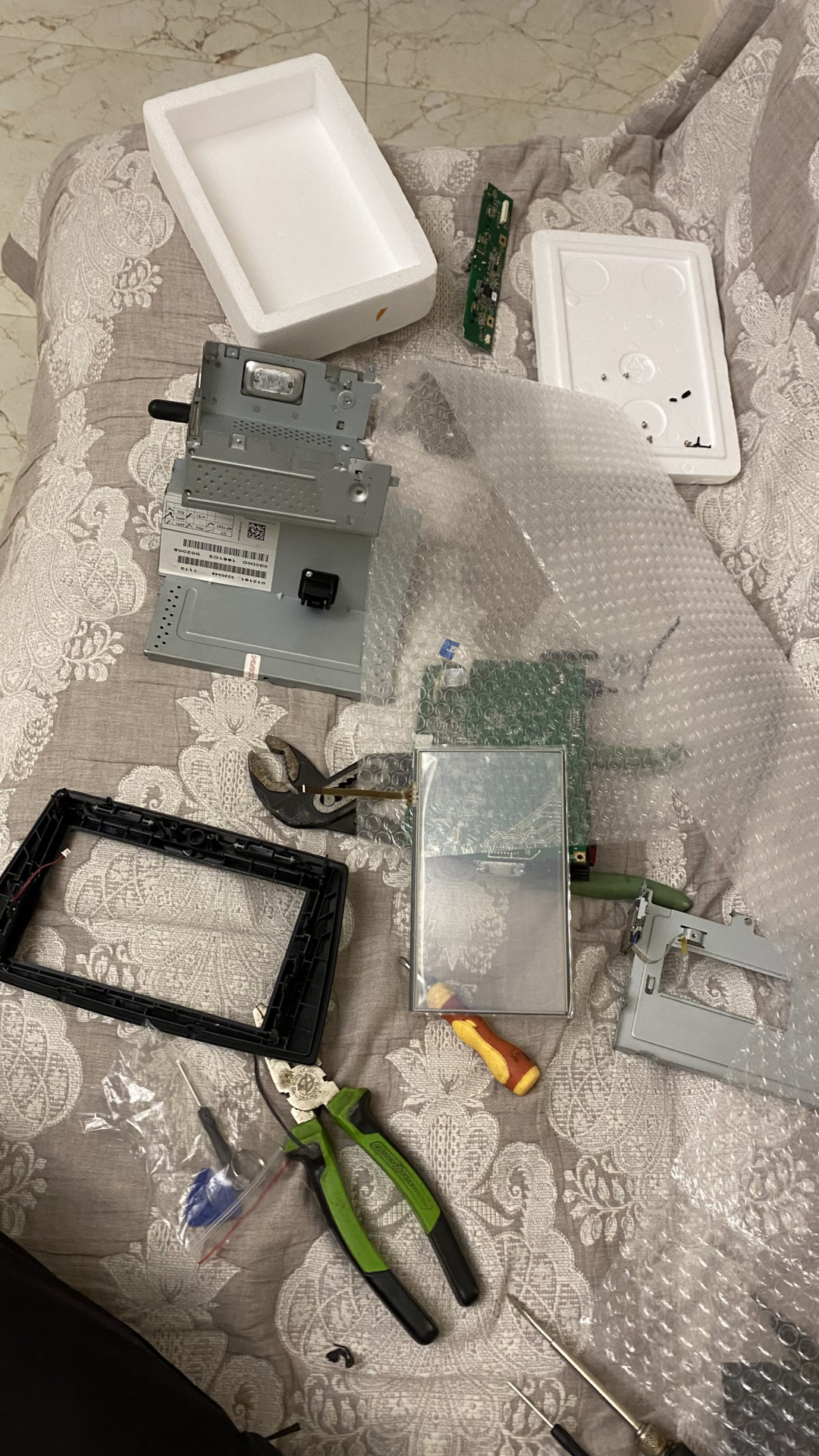 Замена тач скрина (сенсора) на ммс 2190 — Lada Гранта (1G), 1,6 л, 2016 ...