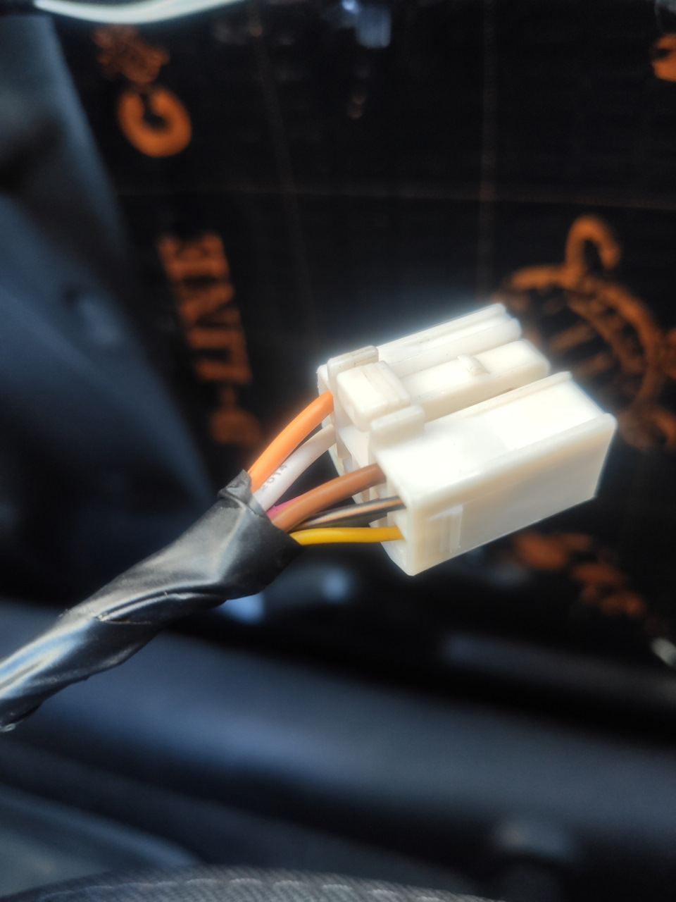 Вопрос: Распиновка стеклоподъёмника — Hyundai Solaris, 1,6 л, 2014 года ...