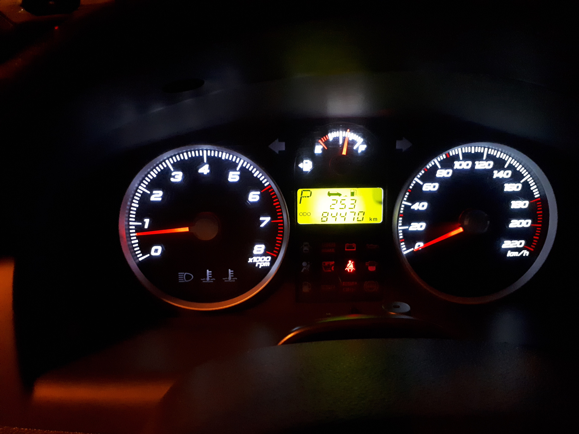 Как снять щиток приборов хендай гетц Пересвет приборной панели Hyundai getz - Hyundai Accent (2G), 1,5 л, 2007 года а