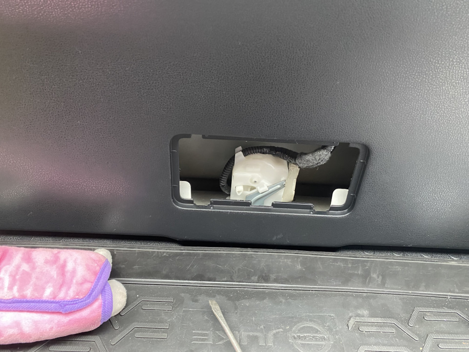 pTbiJ1 MZPvmCp0 nVC1thWON 4 960 Как открыть багажник ниссан жук