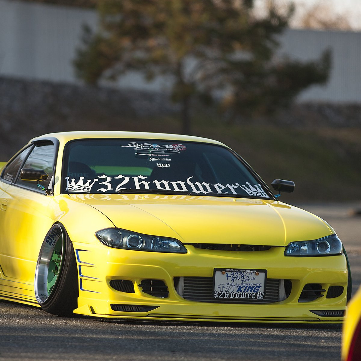 Nissan Silvia s14 желтая