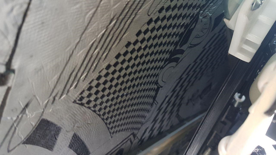 Продолжаем шумить. Двери, карты дверей и капот — Chevrolet Spark (M300 ...