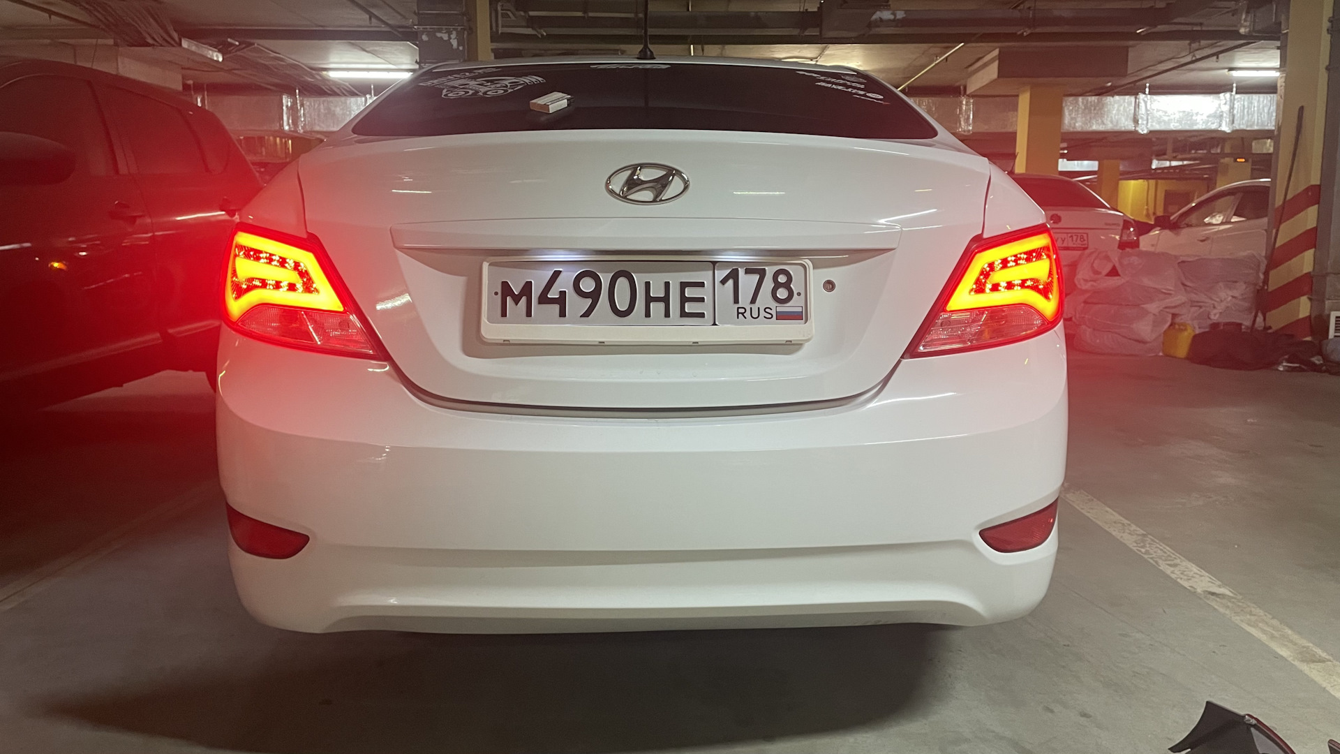 Новые оригинальные фонари с корейского accent — Hyundai Solaris, 1,6 л ...