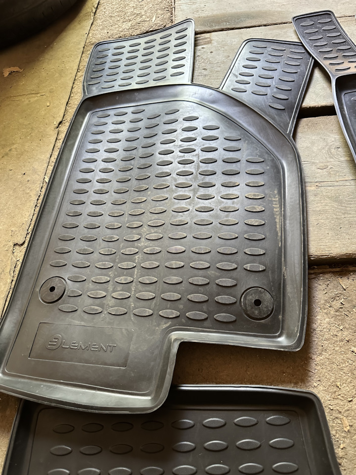 Коврики Passat cc полиуретан на Volkswagen Passat CC. Б/у | 1 200 ₽ в ...