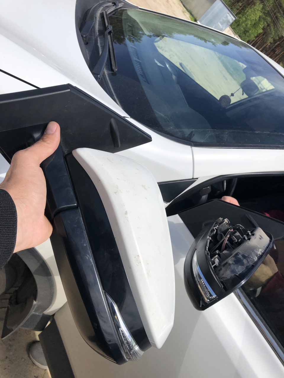 Замена зеркала — Toyota RAV4 (IV), 2 л, 2015 года | кузовной ремонт ...