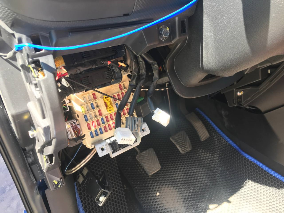 Установка реле поворотов на Солярис 955501R000 — Hyundai Solaris ...