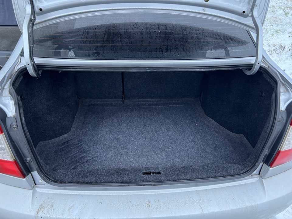 Обклеил пластик в багажнике) — Hyundai Accent (2G), 1,5 л, 2005 года ...