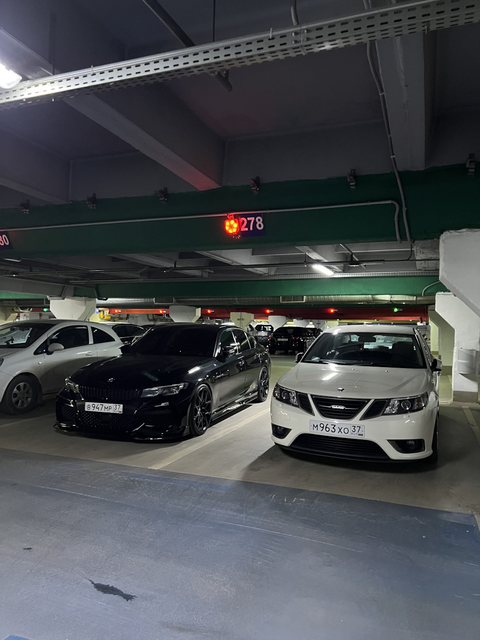 Межсезонье СААБ провёл в тёплом гараже, пока было выше нуля, я ездил на Минике — Saab 9-3 (2G)