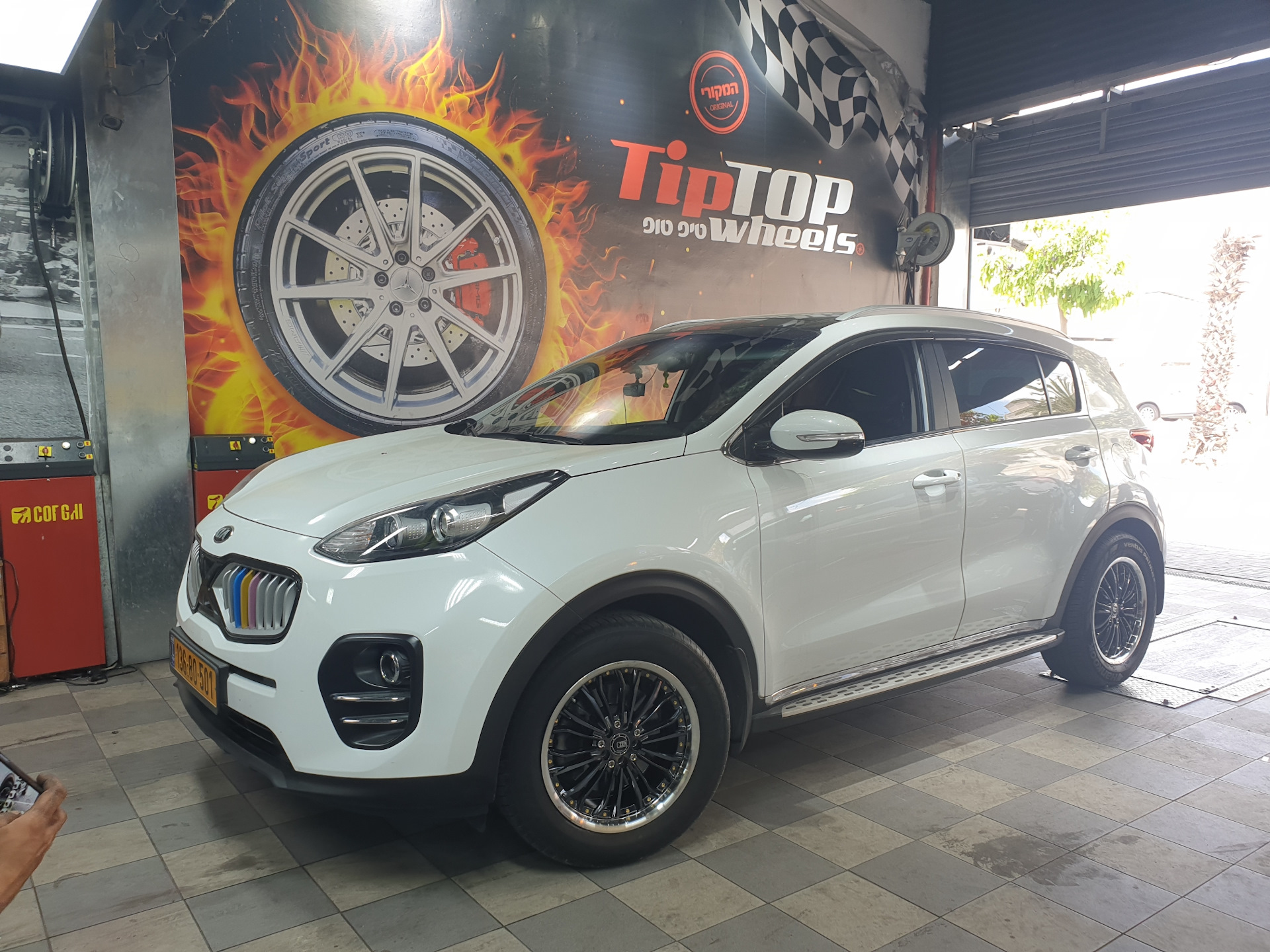 Спортейдж на литых дисках. Литые диски на Спортейдж 4. Kia Sportage 4. Kia Sportage 4 колёса. Колеса на кия Спортейдж 4.