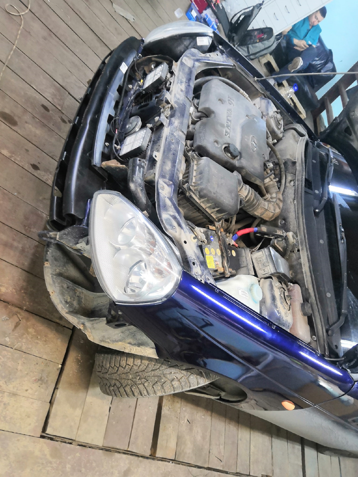 Переобувка на черные штампы, замена переднего крыла и ксенон в ПТФ ...