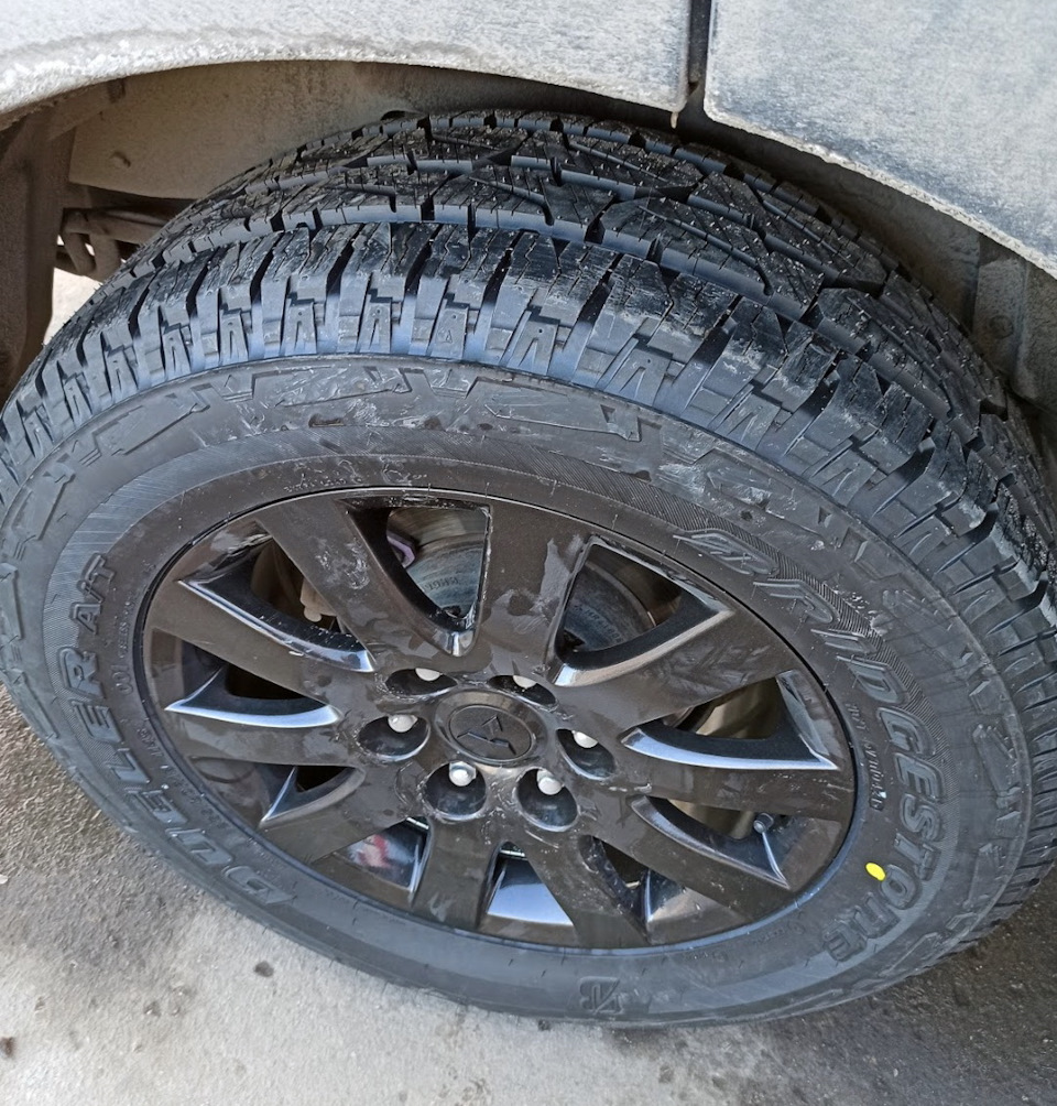 Фото в бортжурнале Mitsubishi Pajero (4G)