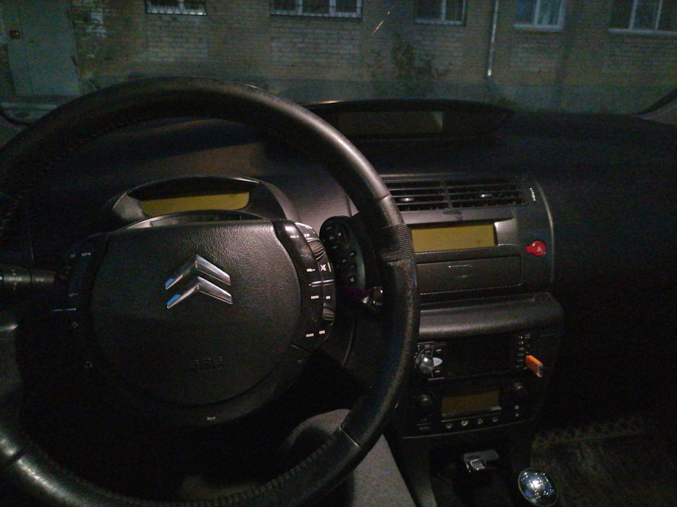 Фото в бортжурнале Citroen C4 (1G)