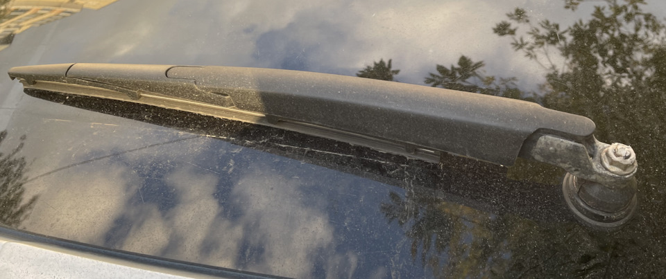 Поводок заднего дворника — Opel Antara, 2,2 л, 2013 года | запчасти ...