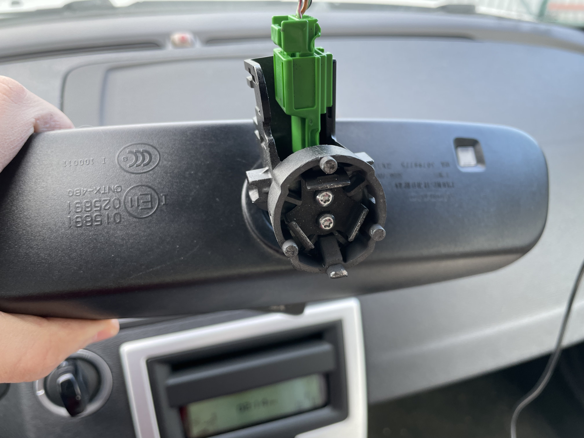 Устранение вибрации зеркала — Volvo C70 (2G), 2,5 л, 2012 года | своими ...