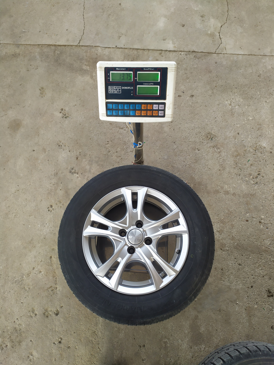 Переобувка. Масса колёс. — LADA Приора хэтчбек, 1,6 л., 2009 года ...