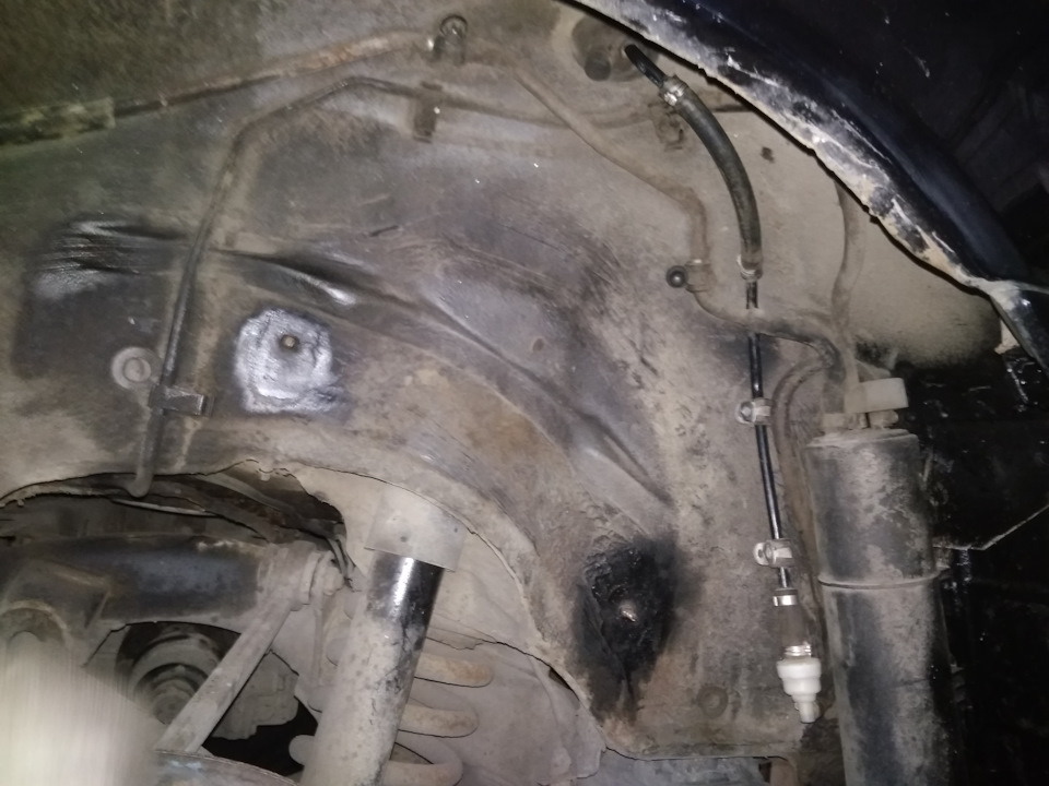 W140 S500 — 016 Поиск причины "Пшиканья" при открывании крышки ...