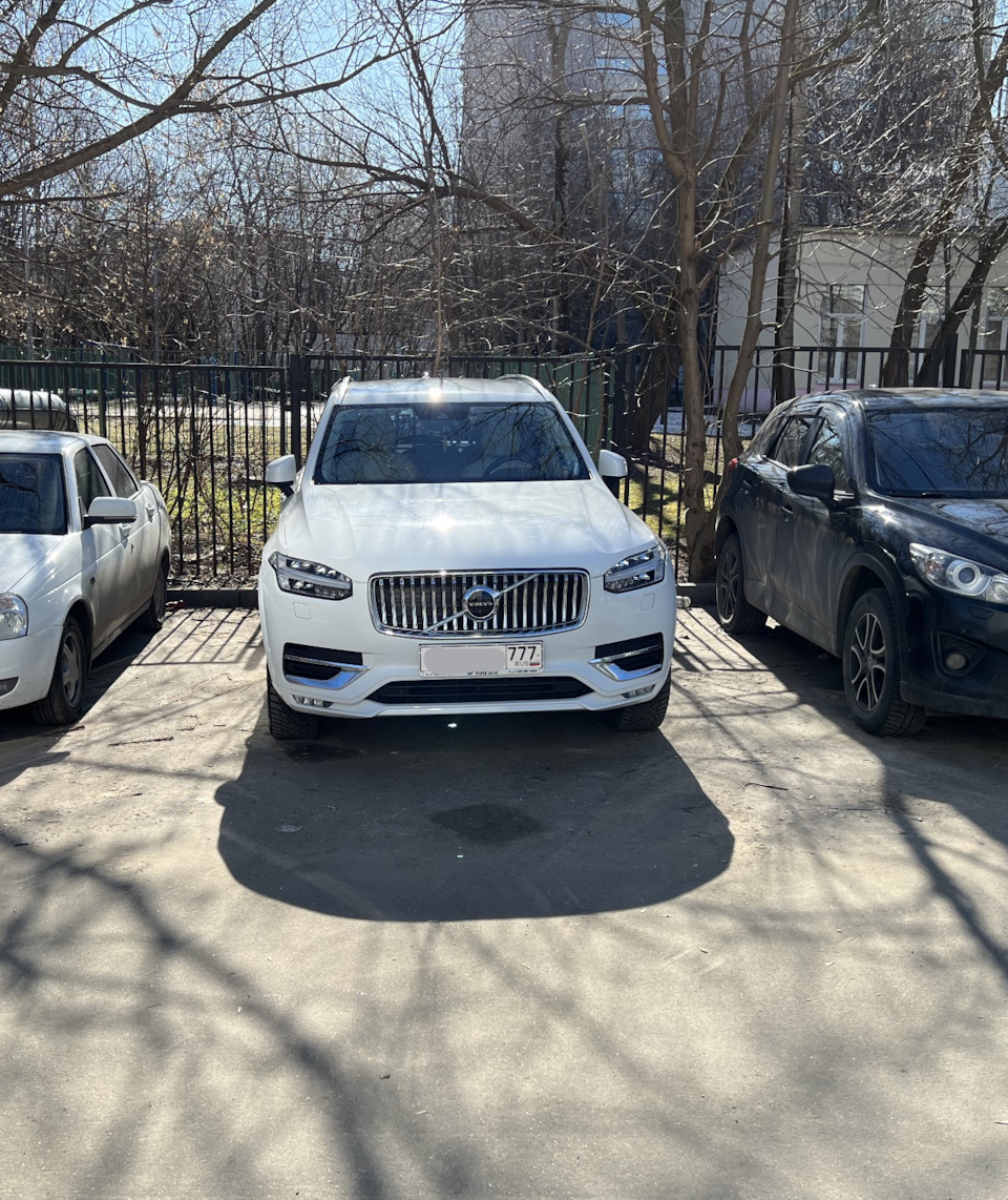 Система помощи при парковке Park Assist Pilot — Volvo XC90 (2G), 2 л, 2015  года | электроника | DRIVE2