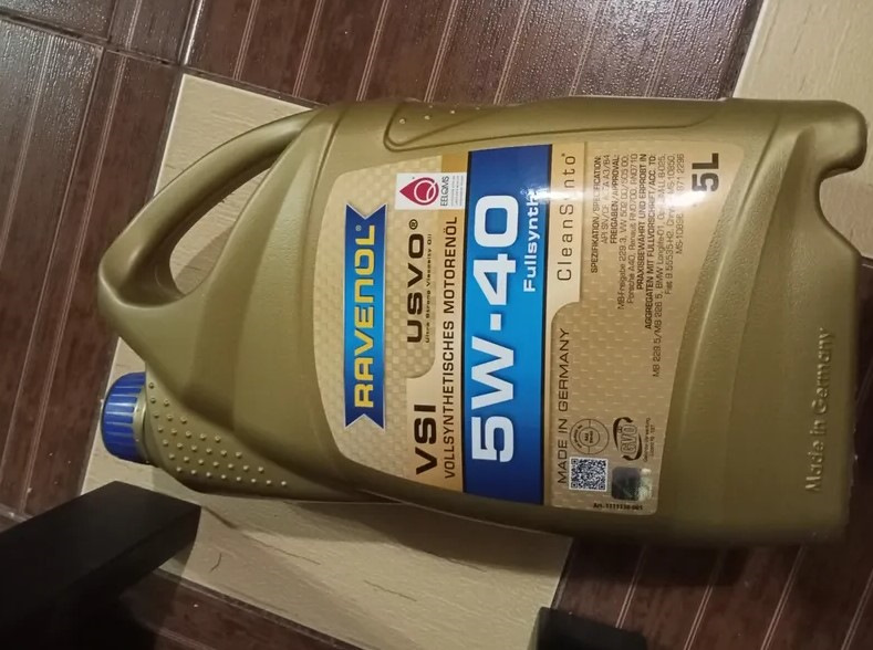 Моторное масло RAVENOL VSI SAE 5W40 — Lada 2110, 1,5 л, 1999 года ...