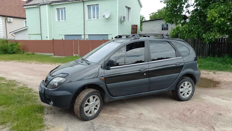 Renault Scenic RX4 Крепыш