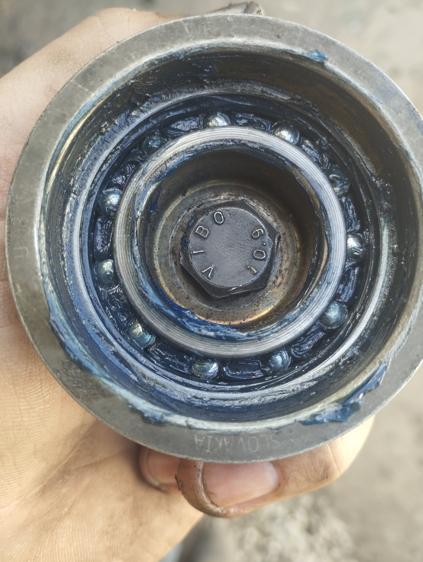 Замена масляного насоса — Audi A6 (C4), 2,6 л, 1995 года | поломка | DRIVE2