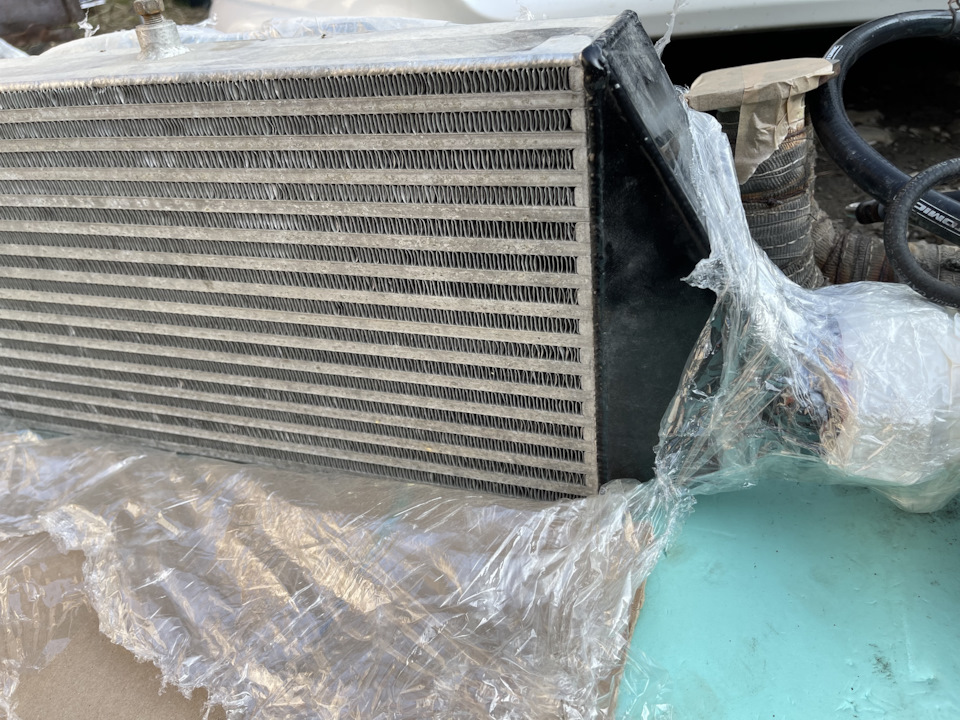 Фронтальный кулер Bell intercoolers на Subaru Impreza WRX STI (GC