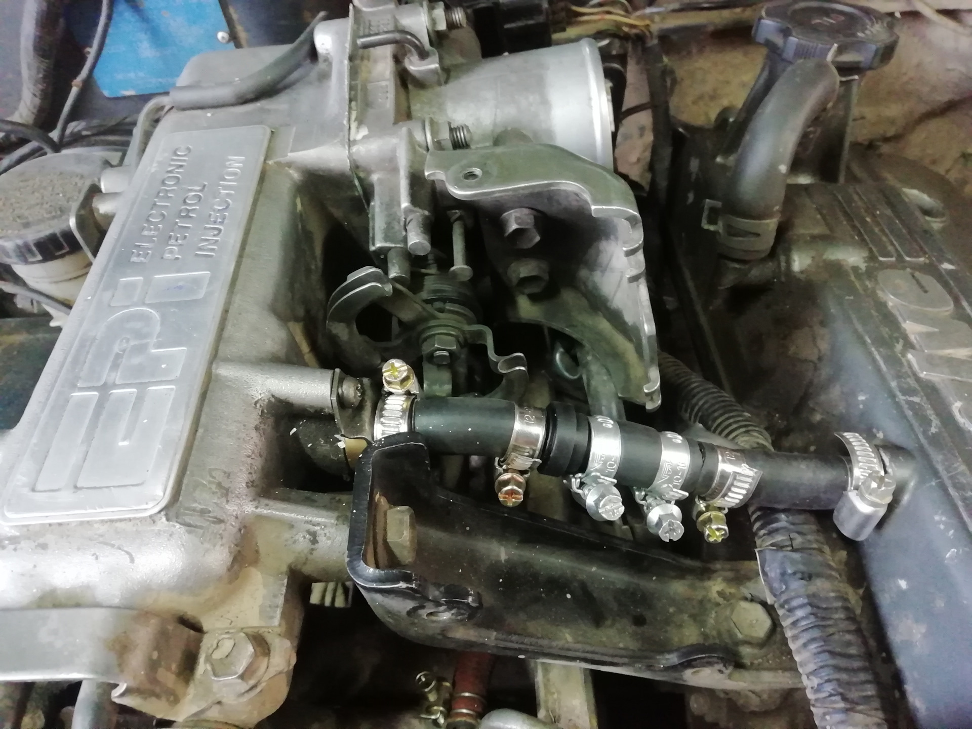 2 дизель. Паджеро 3 3. Термостат митсубиси либеро 4g15. Клапан заслонки впускного коллектора паджеро 4 3. Подсос воздуха во впускном коллекторе лансер 9.