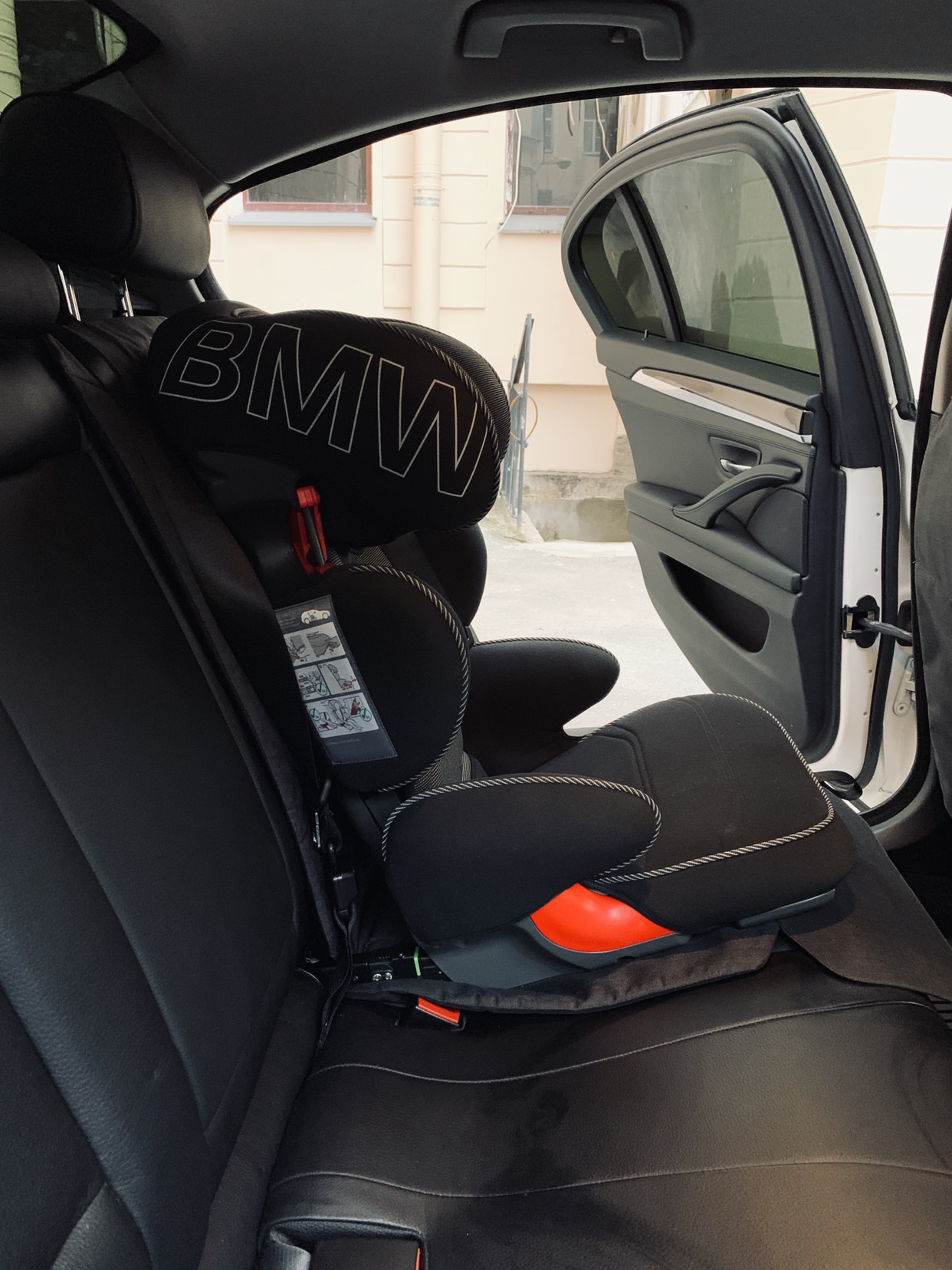 Детское кресло bmw junior seat 2 3