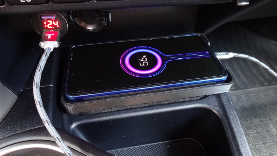 Фото в бортжурнале Toyota RAV4 (IV)