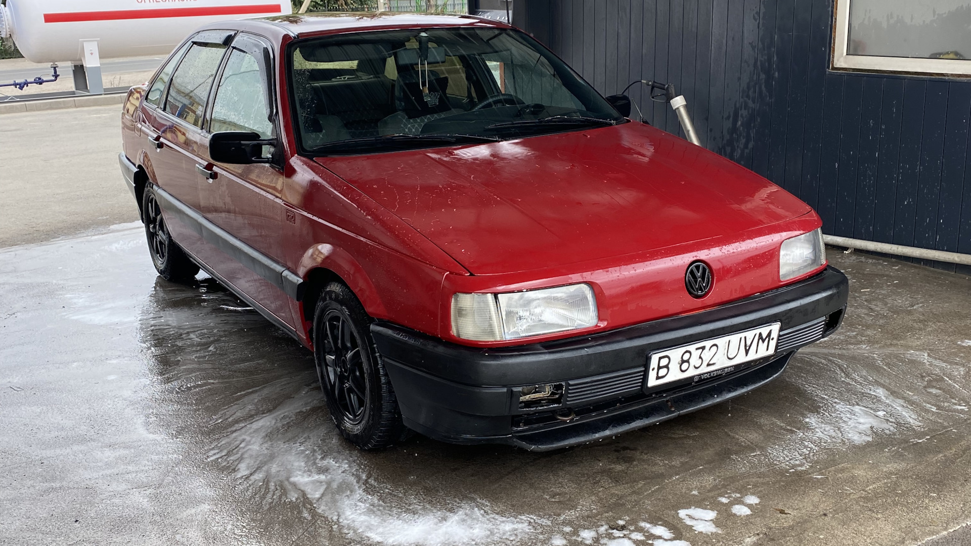 Volkswagen Passat B3 1.8 бензиновый 1990 | на DRIVE2