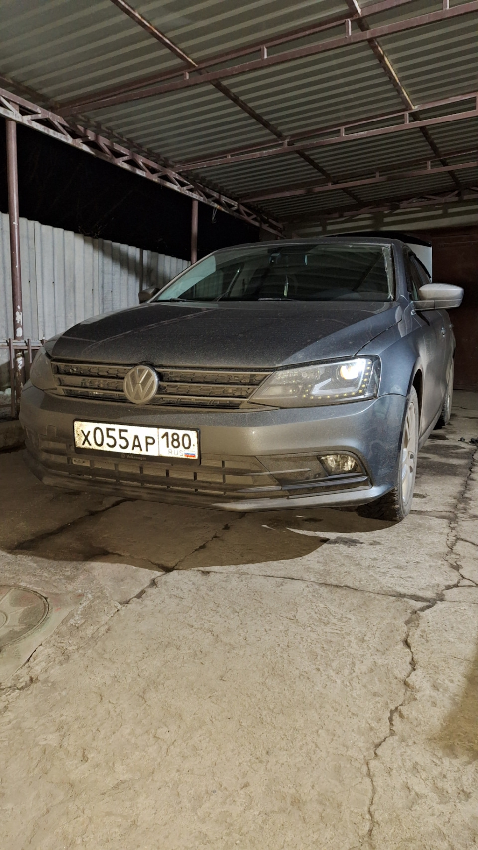 Замена задних амортизаторов. — Volkswagen Jetta VI, 1,4 л, 2017 года |  расходники | DRIVE2