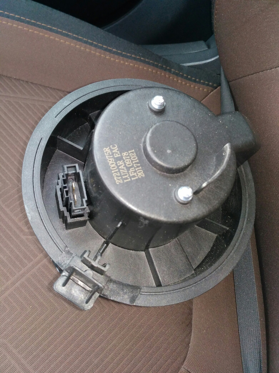 272100975R ВЕНТИЛЯТОР БЛОКА ОВиК RENAULT | Запчасти на DRIVE2
