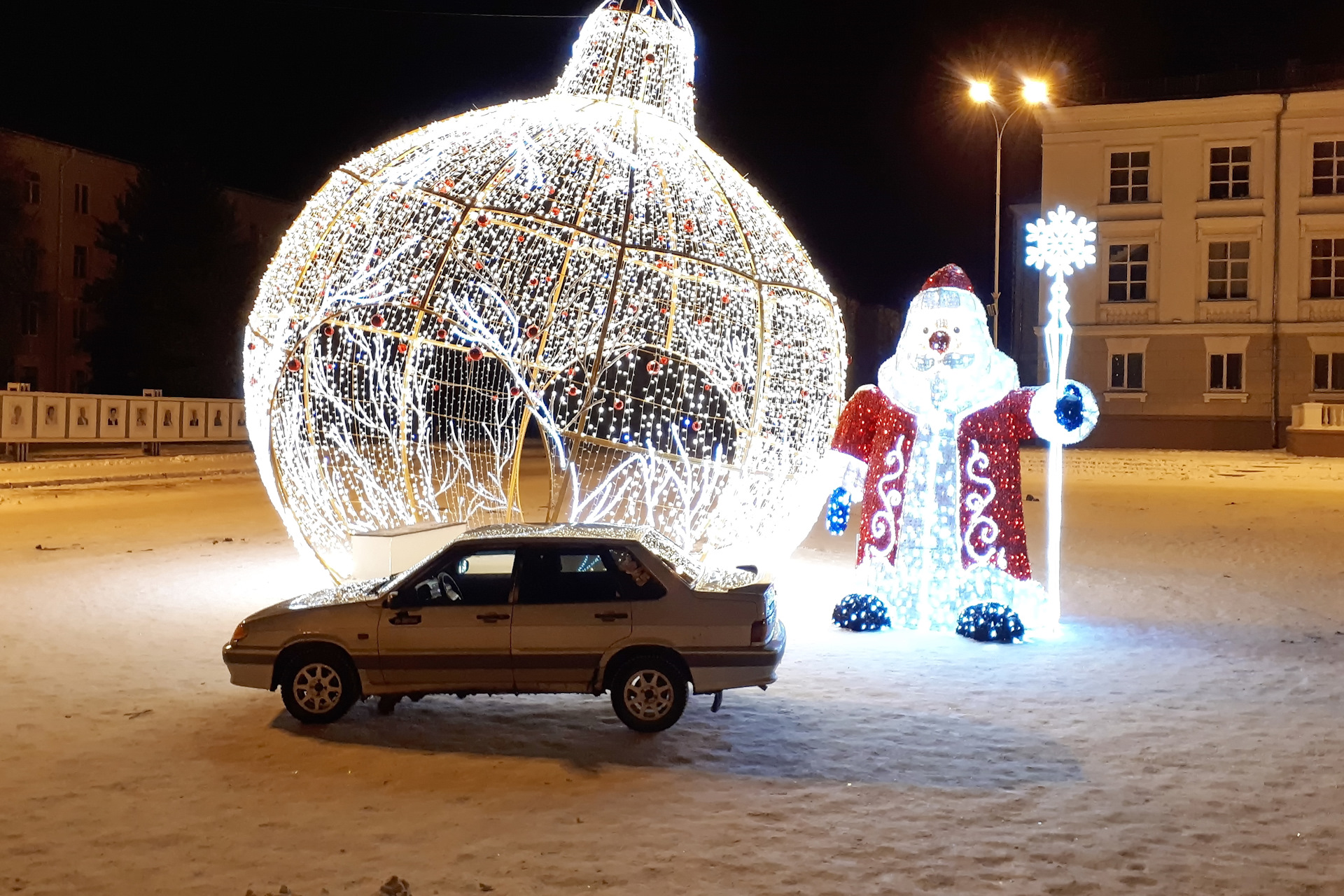 Новогодний лад. Новогодняя Лада. Лада новый год.