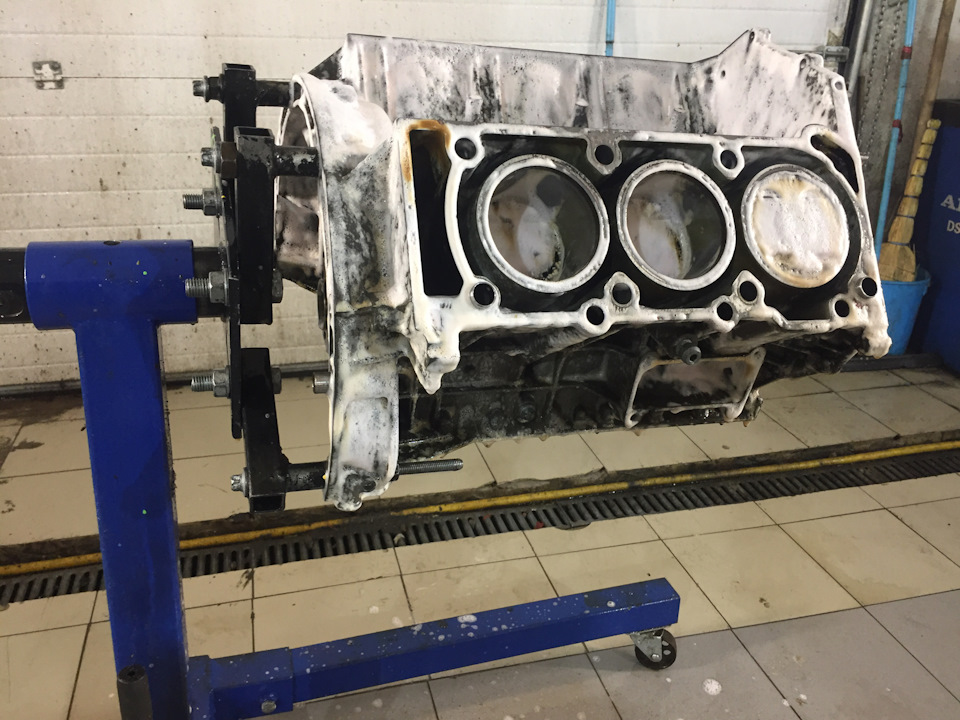 Мойка шорт блока — Mercedes-Benz E-Class (W210), 4,3 л, 1999 года ...