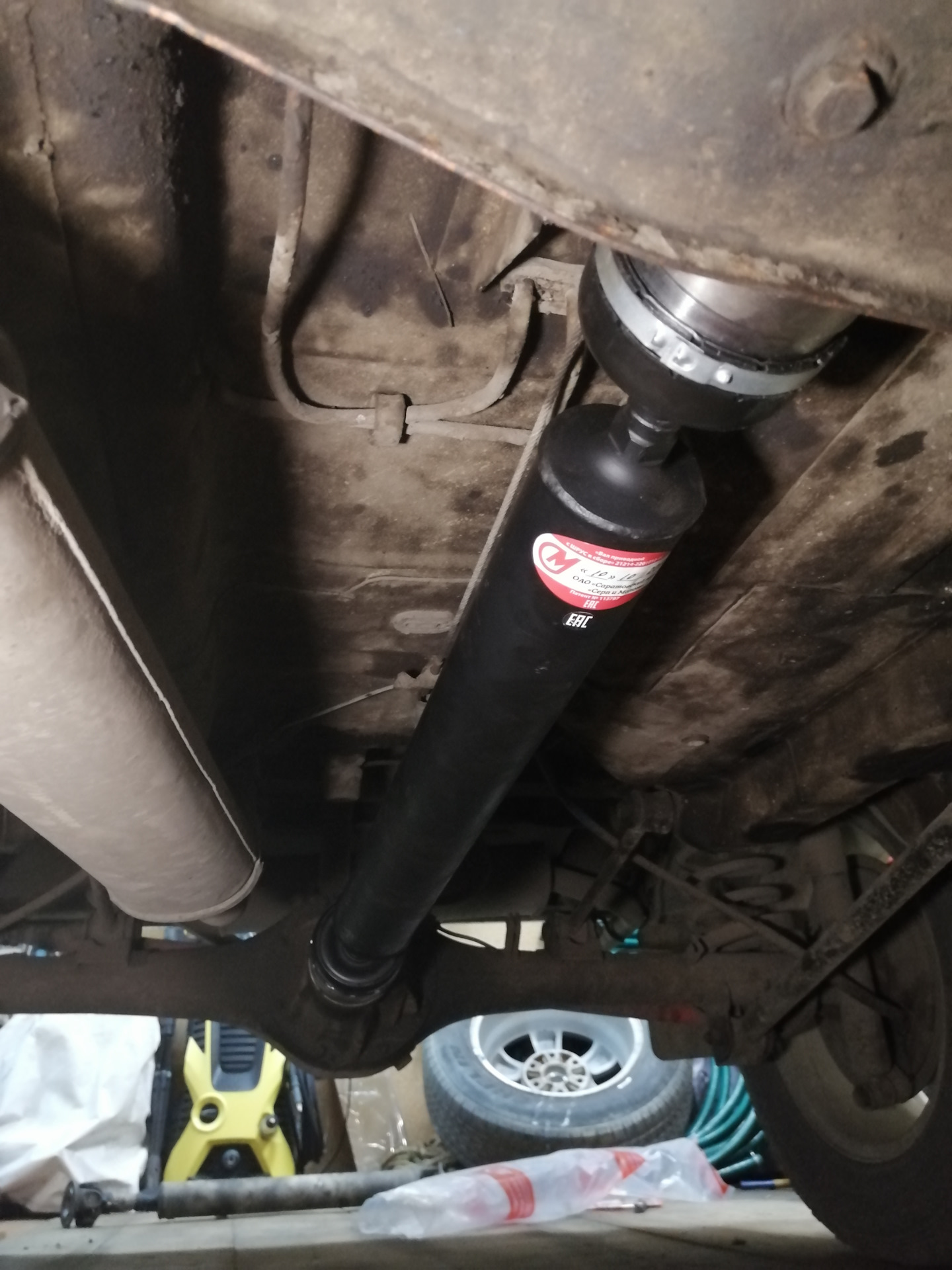 Карданы на шрусах "серп и молот" — Lada 4x4 5D, 1,7 л, 2010 года ...