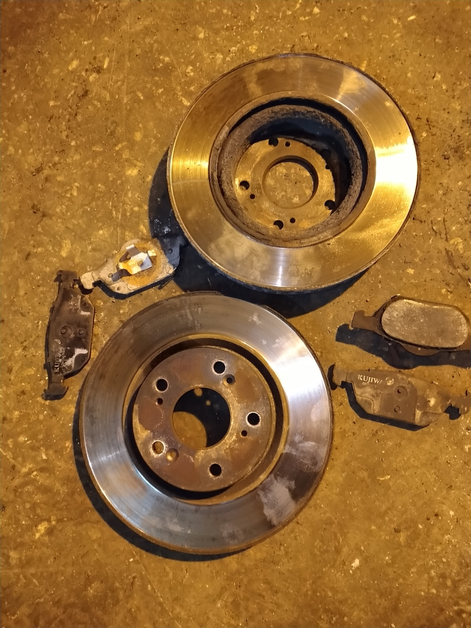 Залипают пятаки на стартере ваз 2114 - 87 фото