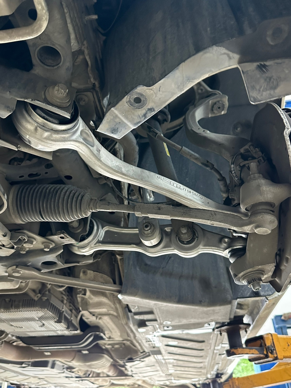 Фото в бортжурнале Mercedes-Benz E-class (W213)