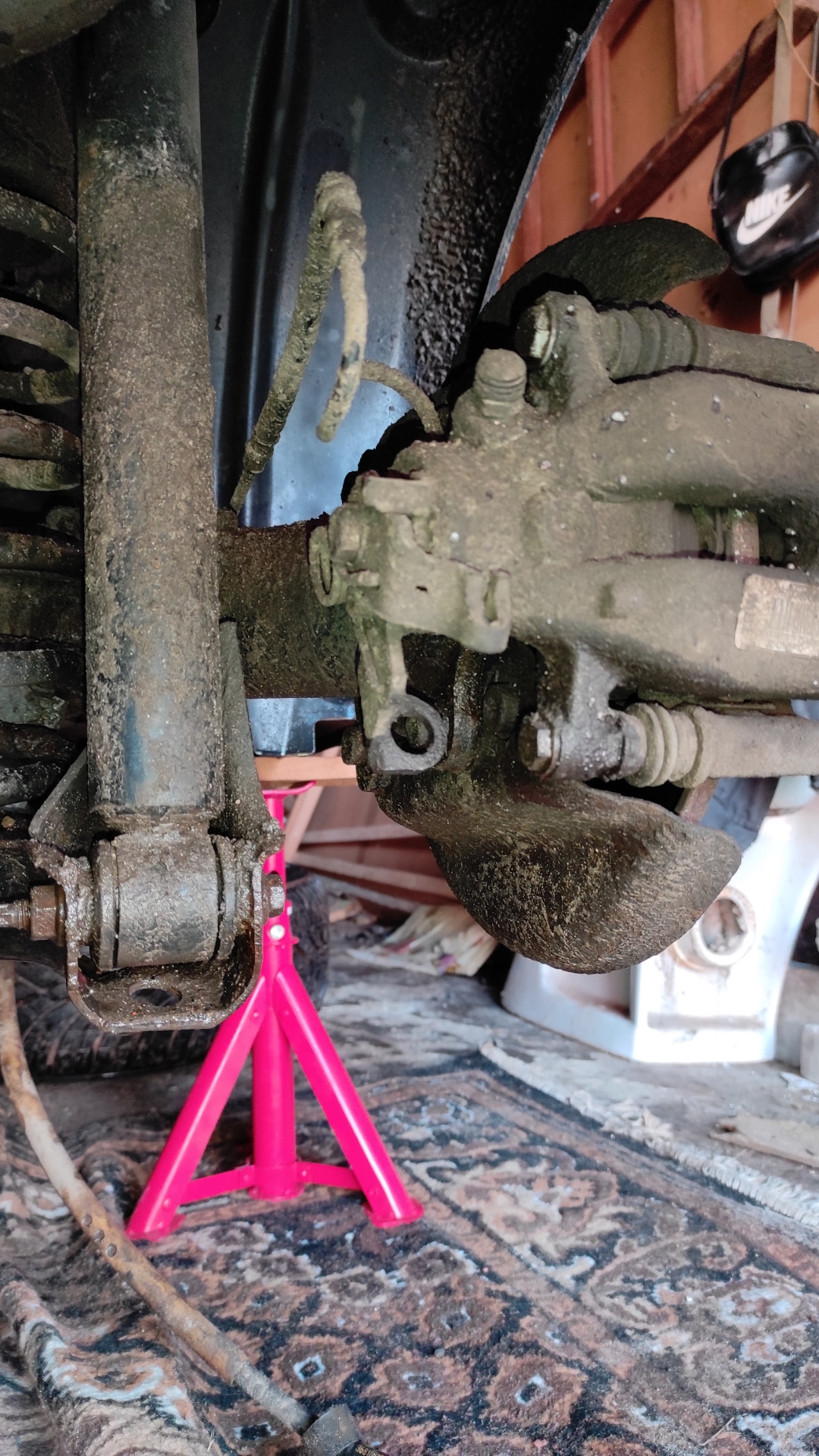 Задняя балка финал, или гайд как поменять балку на коленях за 3 часа ...