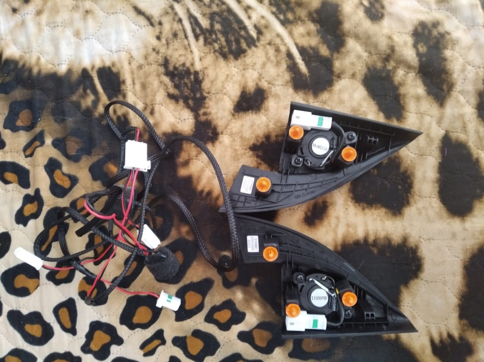 Установка штатных твитеров в передние двери. — KIA Rio (4G), 1,6 л ...